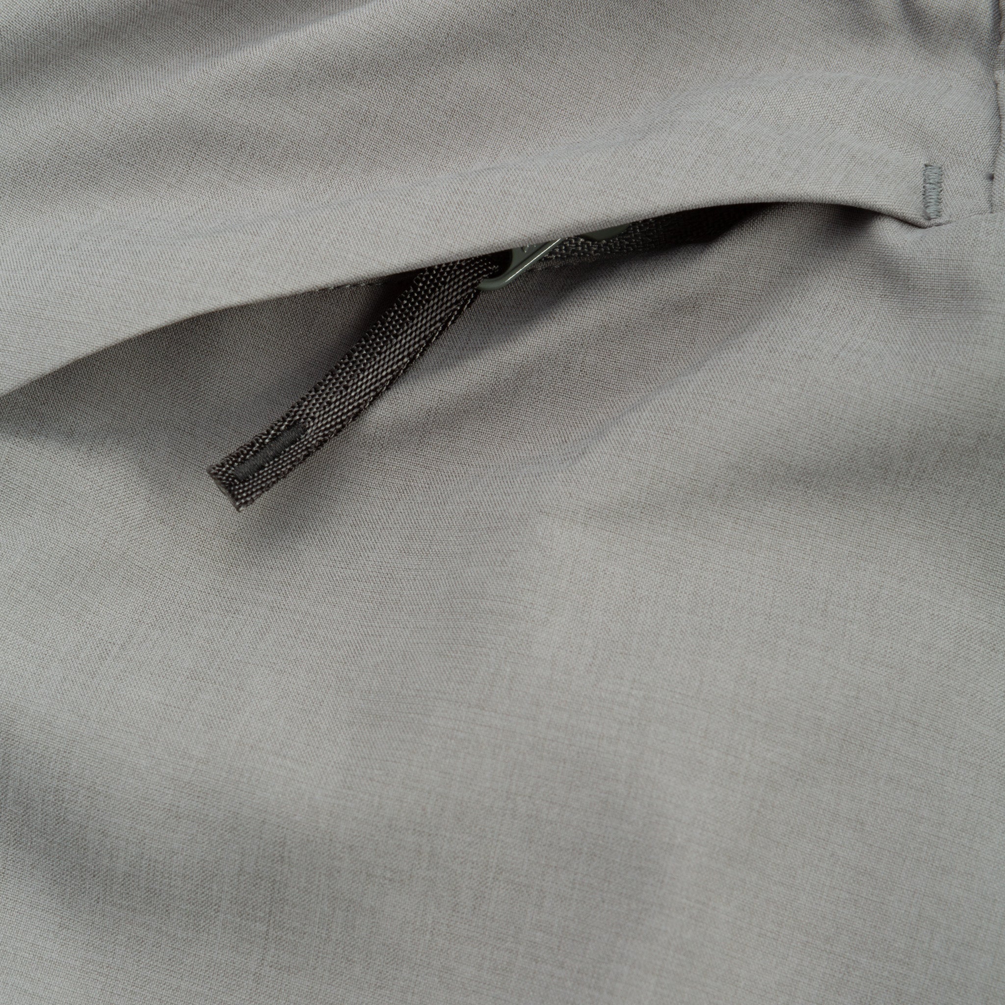 210000043274-arcteryx-m_norvan_7_inch_short-grey-d3