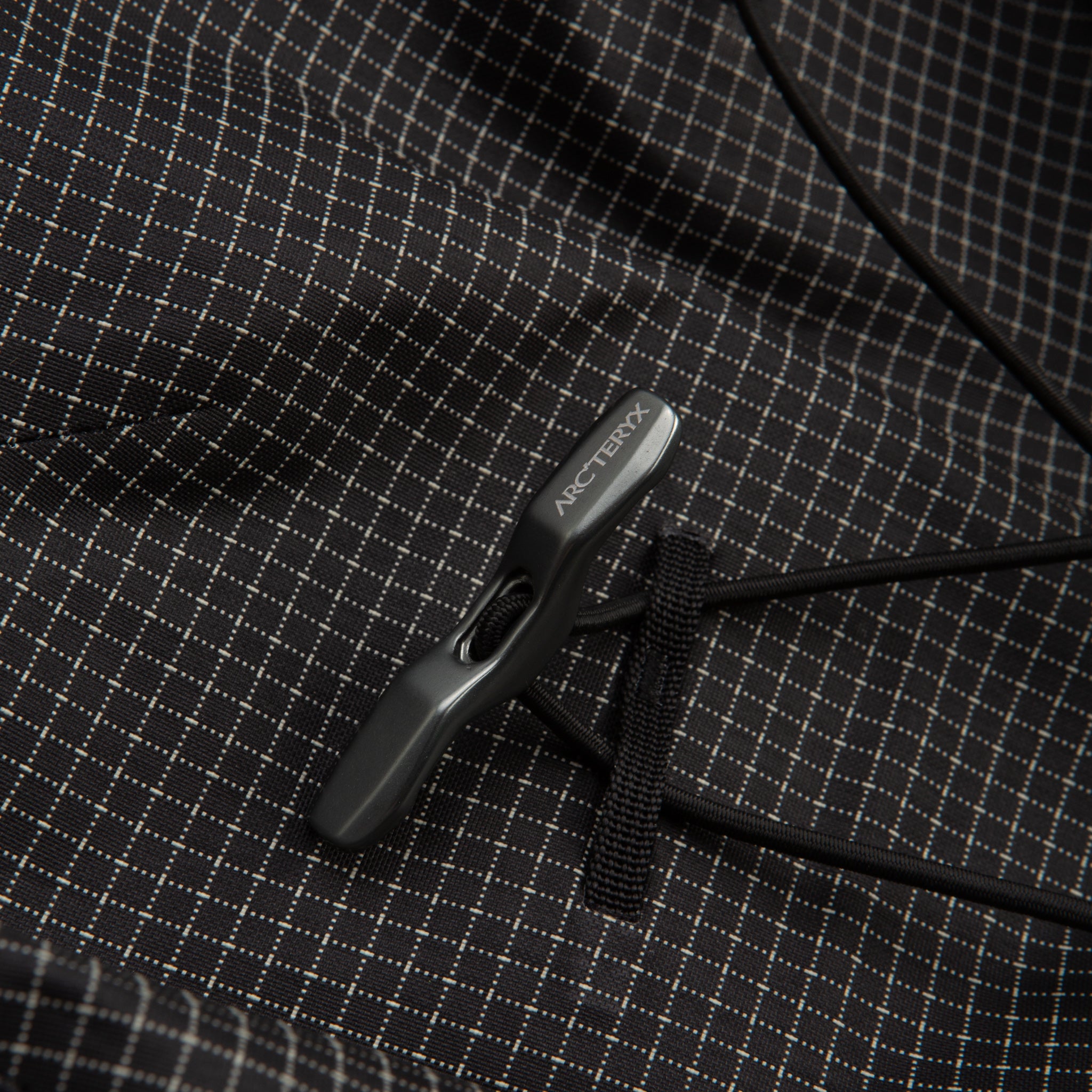 210000045363-arcteryx-alpha_fl_30_backpack-black-d1